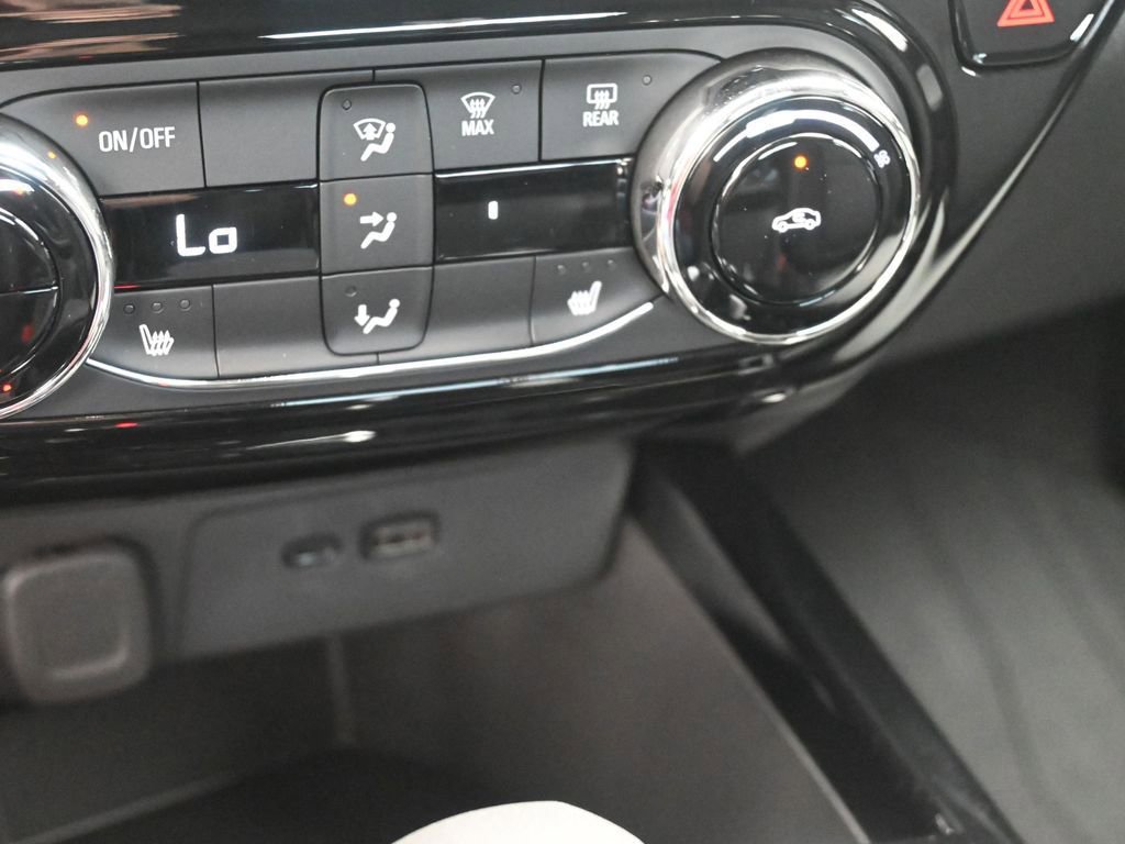 New 2025 Chevrolet Trax LT w/ Driver Confidence Package image 25