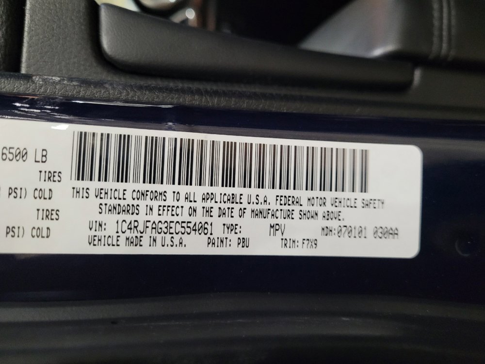 Used 2014 Jeep Grand Cherokee Laredo w/ Quick Order Package 23E image 33