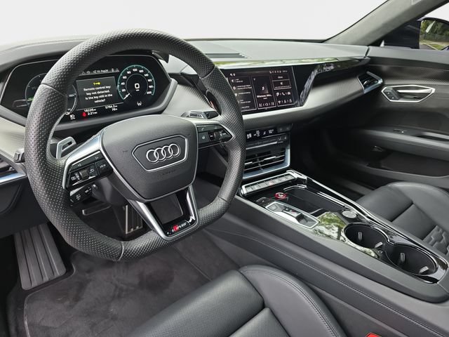 Used 2024 Audi RS e-tron GT w/ Carbon Performance Package AWD/4WD image 19