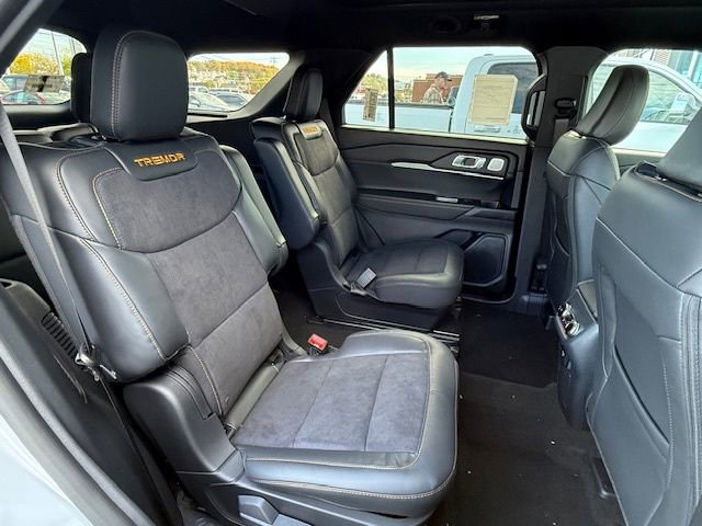 New 2026 Ford Explorer ST image 19