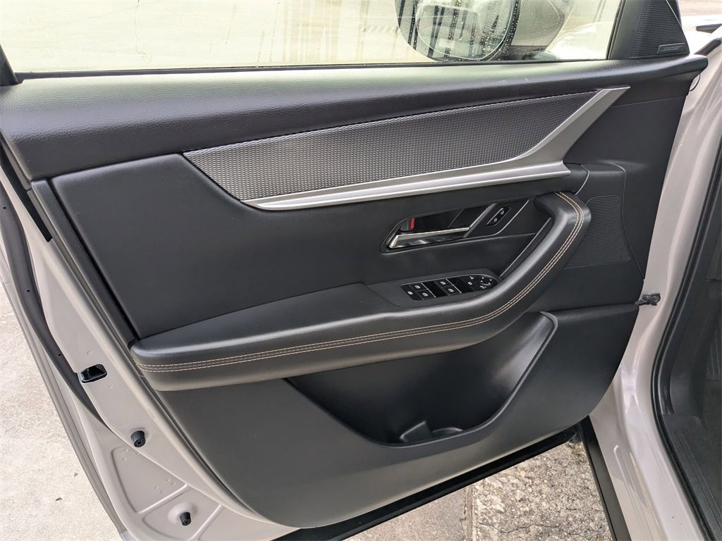 Used 2025 MAZDA CX-90 3.3 Turbo w/ Premium Plus Pkg image 11