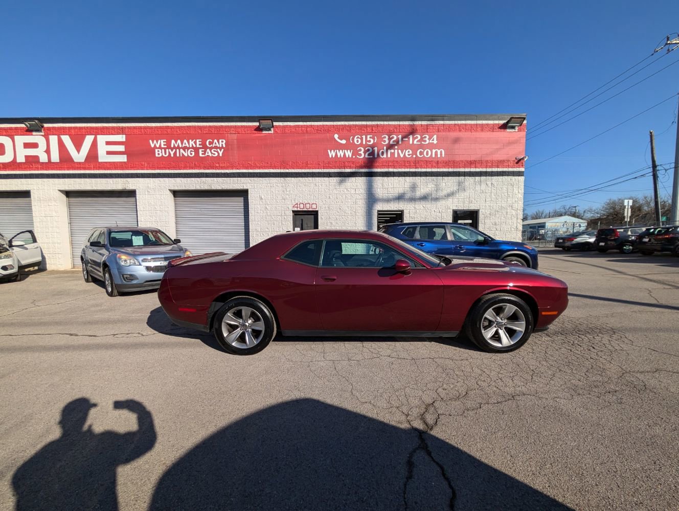 Used 2018 Dodge Challenger SXT image 5