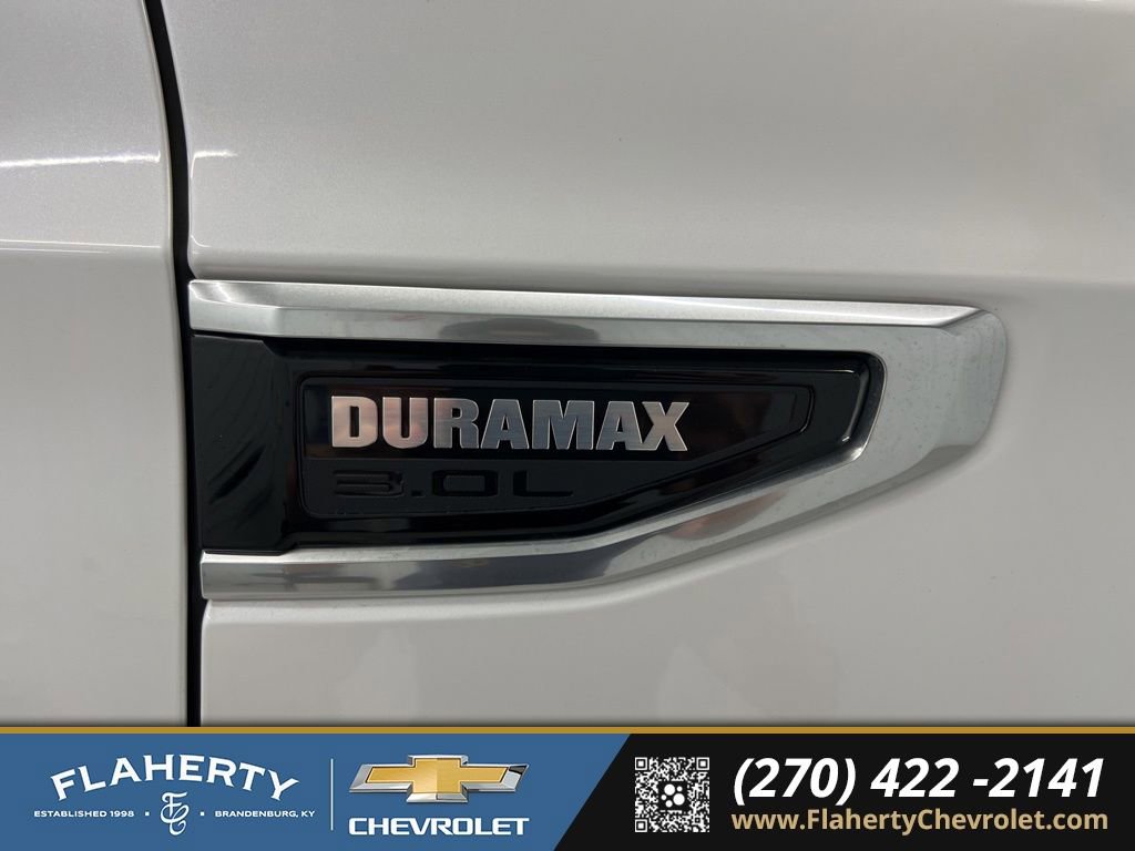 Used 2023 GMC Yukon XL Denali image 18