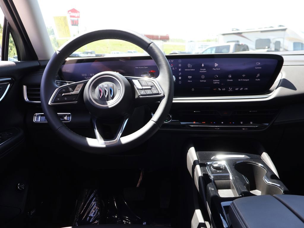 Used 2025 Buick Envision Preferred AWD/4WD image 19
