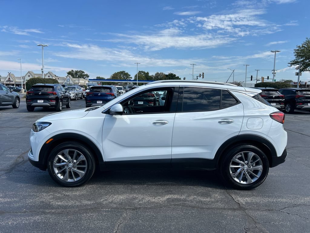 Used 2023 Buick Encore GX Essence w/ Experience Buick Package FWD image 7