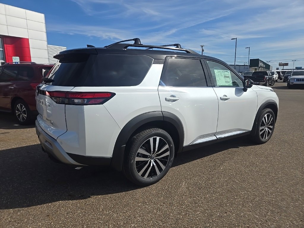 New 2025 Nissan Pathfinder Platinum w/ Lighting Package (N92) image 7