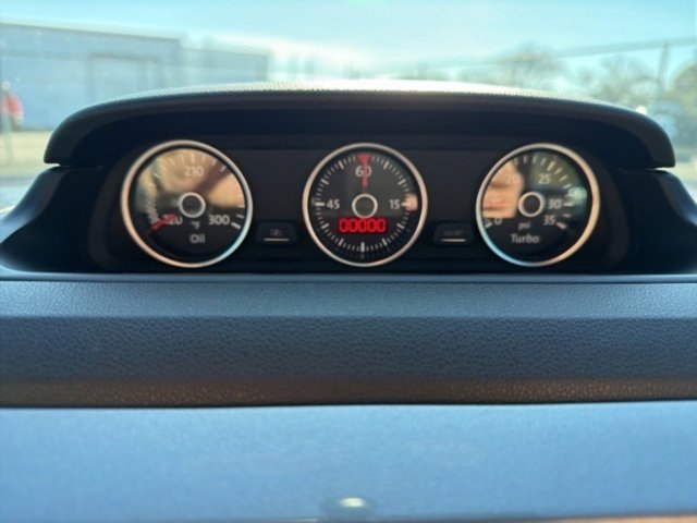 Used 2013 Volkswagen Beetle TDI image 16