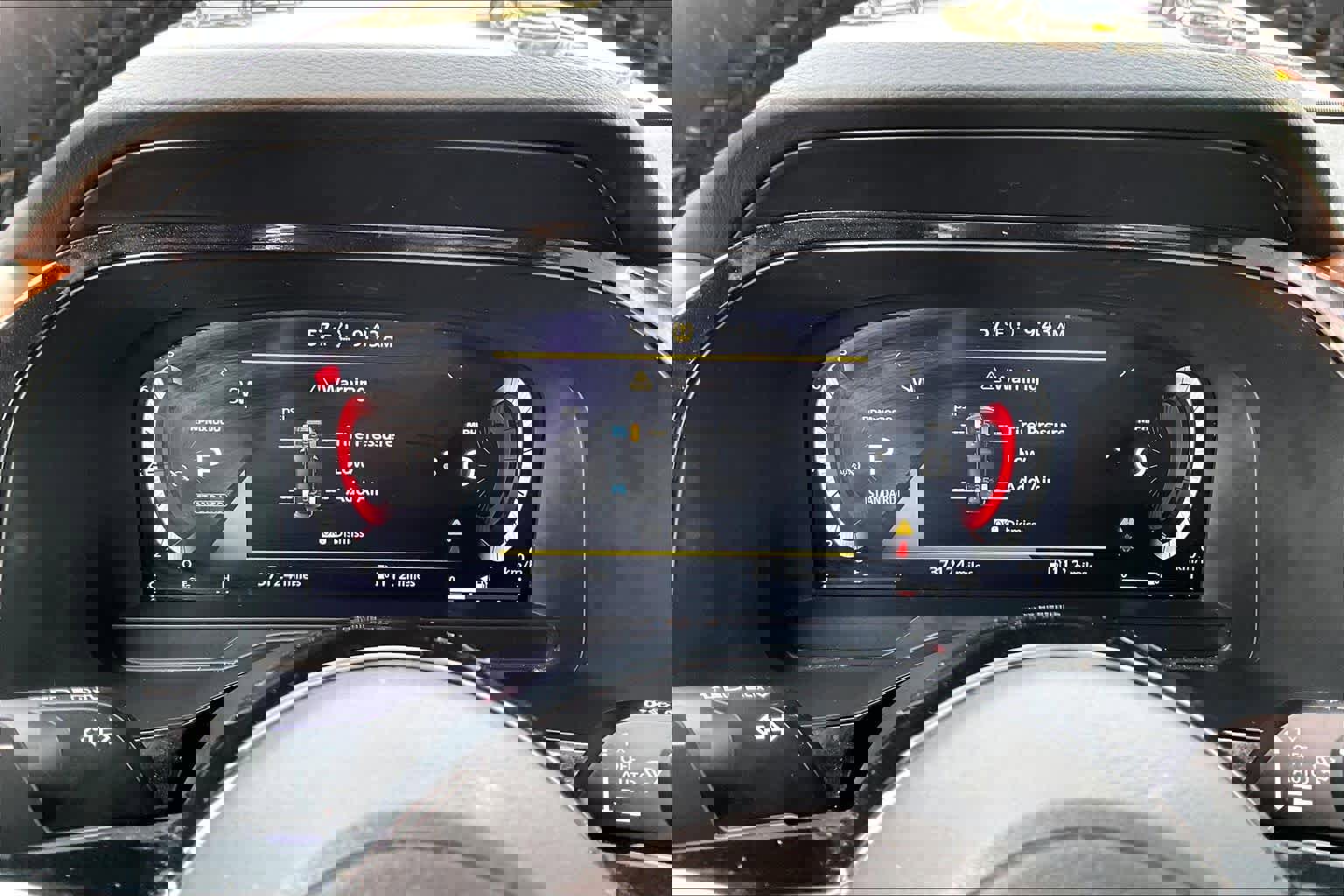 Used 2024 Nissan Pathfinder Platinum w/ Cargo Package image 26