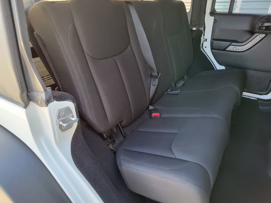 Used 2017 Jeep Wrangler Unlimited Sport w/ Quick Order Package 24S AWD/4WD image 31