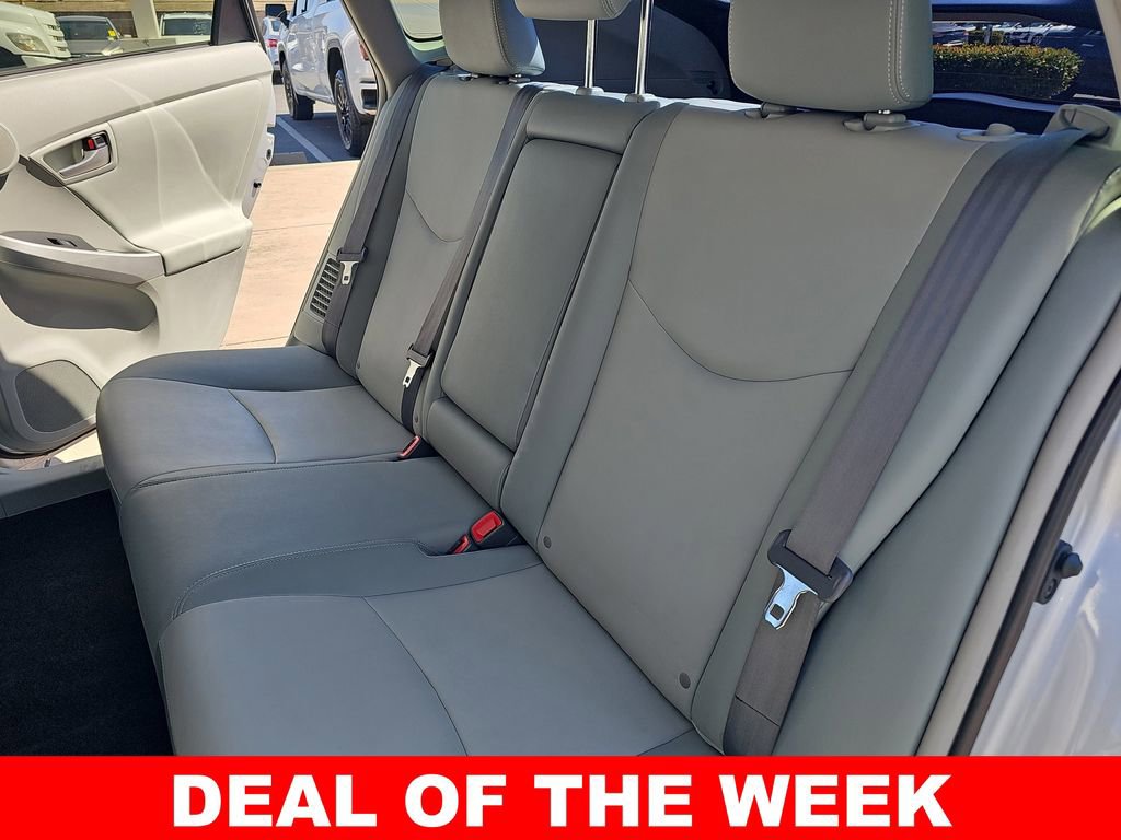 Used 2015 Toyota Prius Five image 14