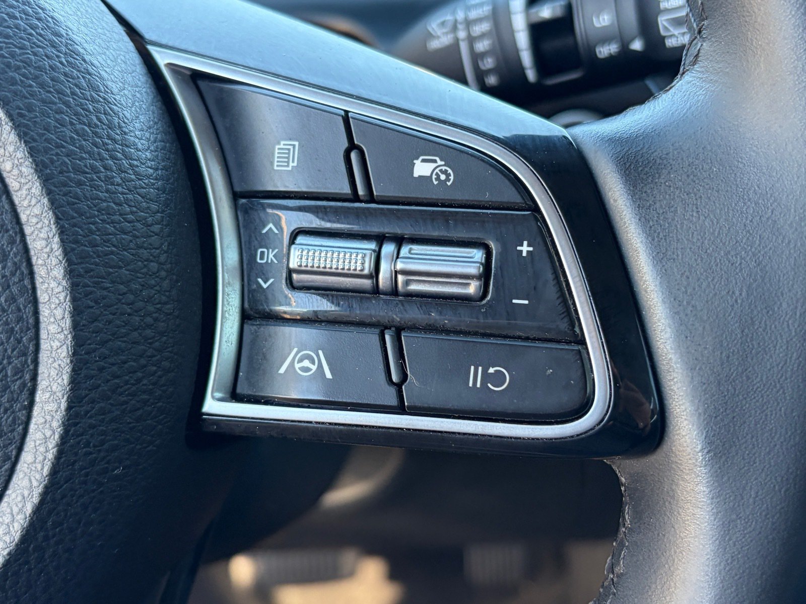 Certified 2024 Kia Seltos S FWD image 22