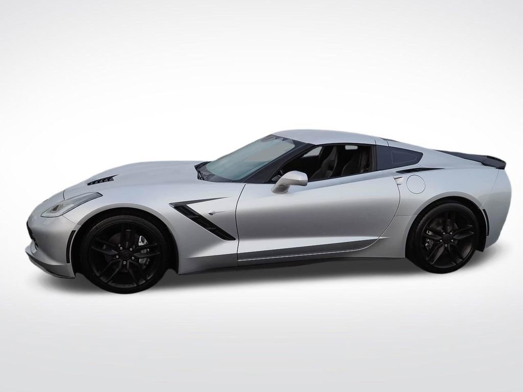 Used 2018 Chevrolet Corvette Stingray Coupe image 4