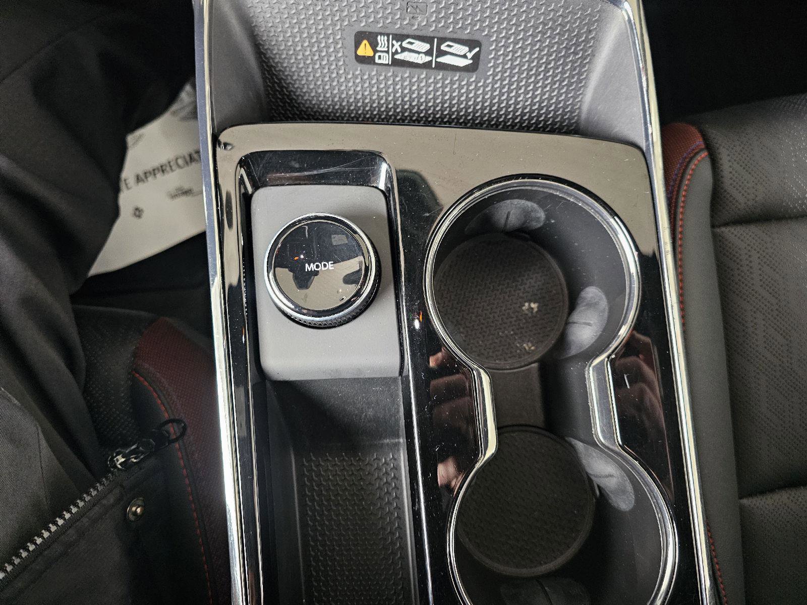 Used 2025 Chevrolet Equinox RS w/ Safety and Technology Package image 25