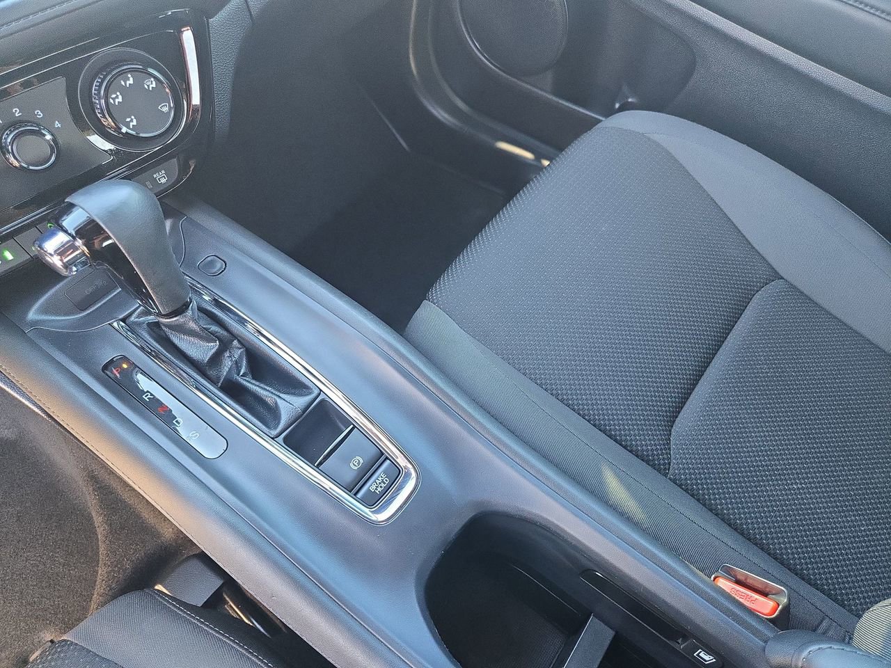 Used 2022 Honda HR-V Sport image 24