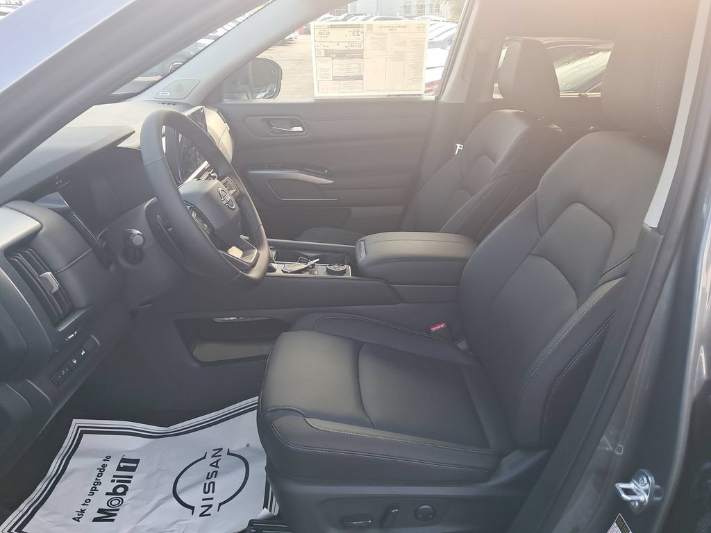 New 2026 Nissan Pathfinder SL AWD/4WD image 10