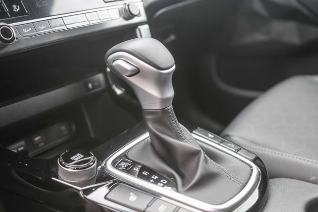 Certified 2024 Kia Seltos EX FWD image 23