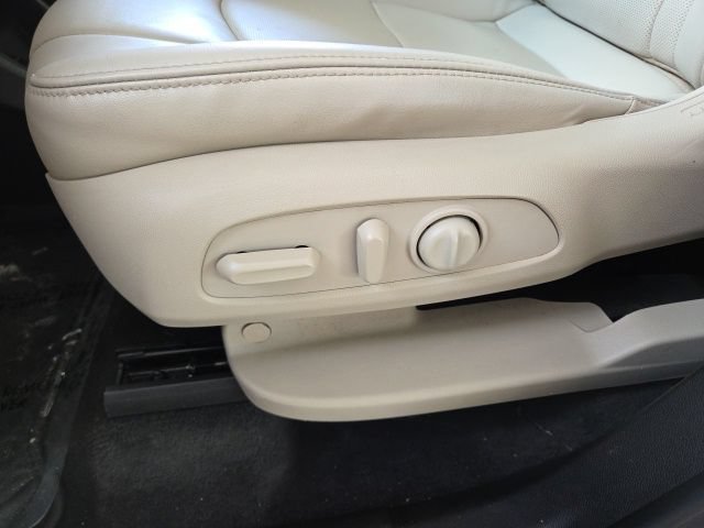 Used 2020 Buick Enclave Essence FWD image 42