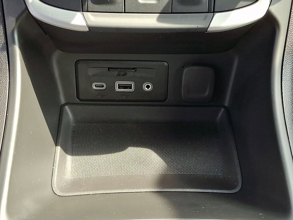 Used 2022 GMC Terrain SLE w/ Driver Convenience Package image 25
