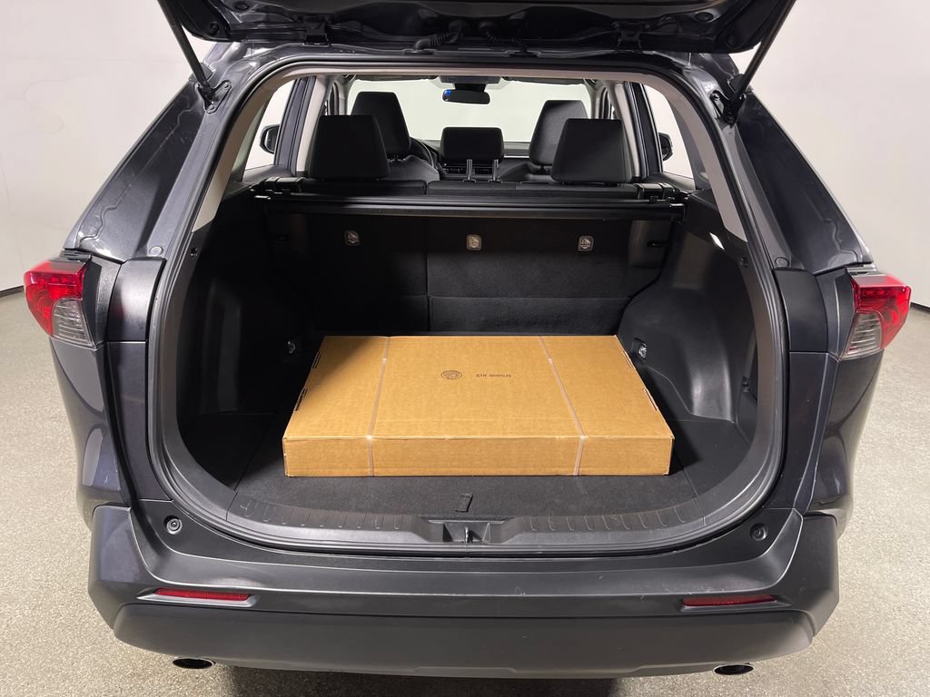 Certified 2025 Toyota RAV4 XLE FWD image 6
