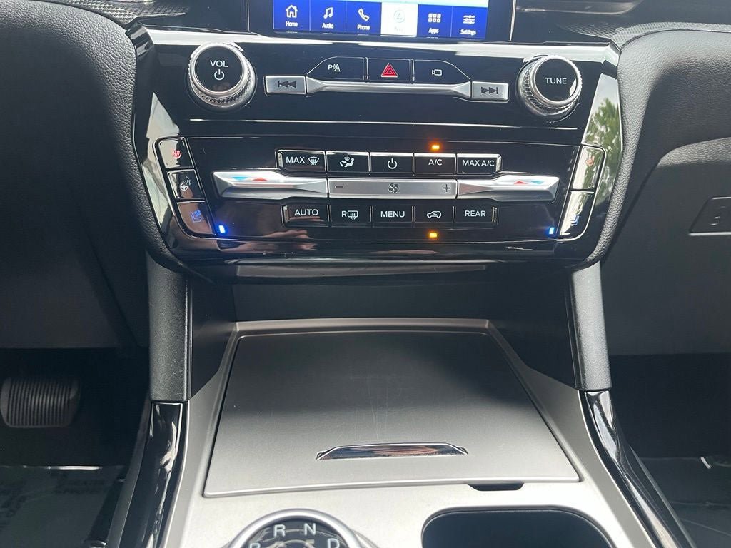 Used 2022 Ford Explorer ST w/ Equipment Group 401A AWD/4WD image 34