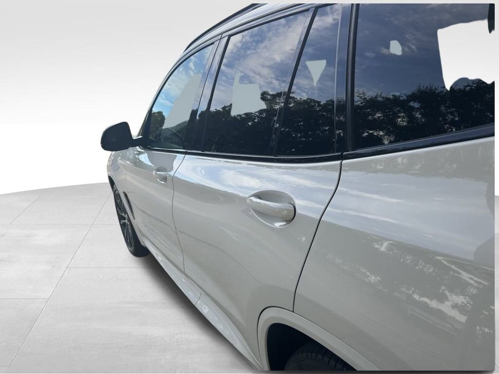 Used 2018 BMW X3 M40i image 29