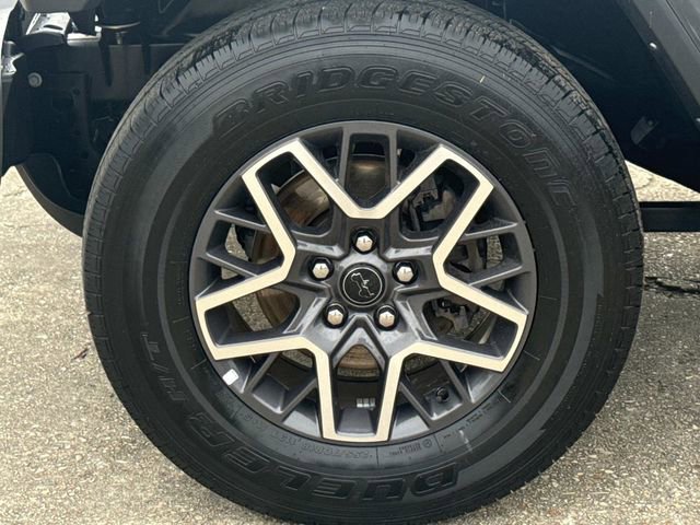 Used 2025 Jeep Wrangler Sahara image 5