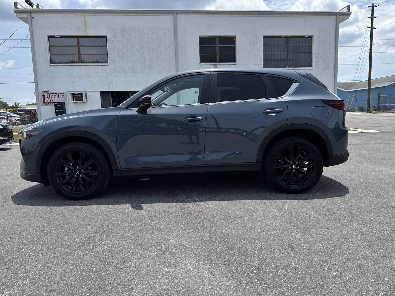 Used 2024 MAZDA CX-5 Carbon Edition AWD/4WD image 4