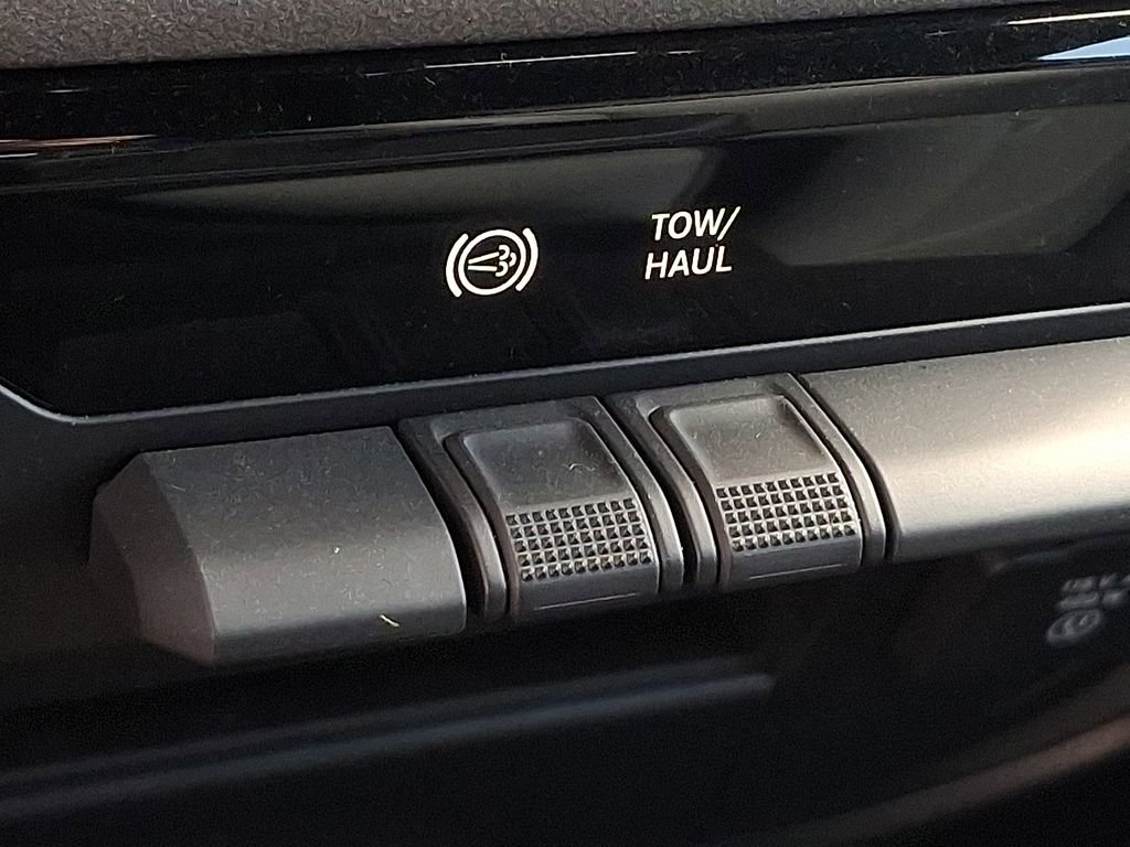 Used 2023 RAM 3500 Tradesman w/ Chrome Appearance Group image 24