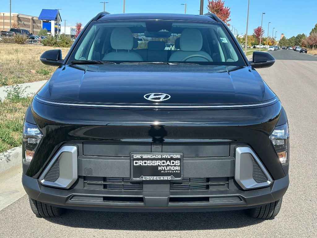 Used 2025 Hyundai Kona SEL image 2
