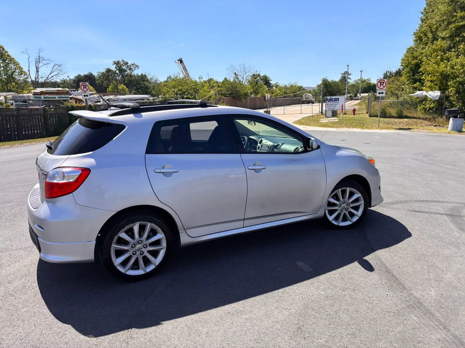 Used 2009 Toyota Matrix XRS FWD image 16