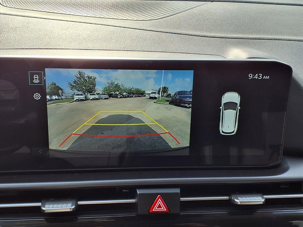 Used 2026 Kia Sportage EX FWD image 29