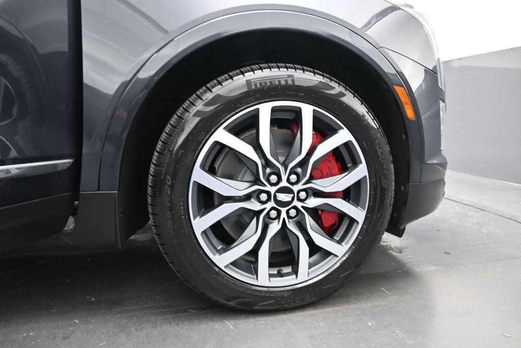 Certified 2022 Cadillac XT5 Sportv w/ LPO, Floor Liner Package AWD/4WD image 17