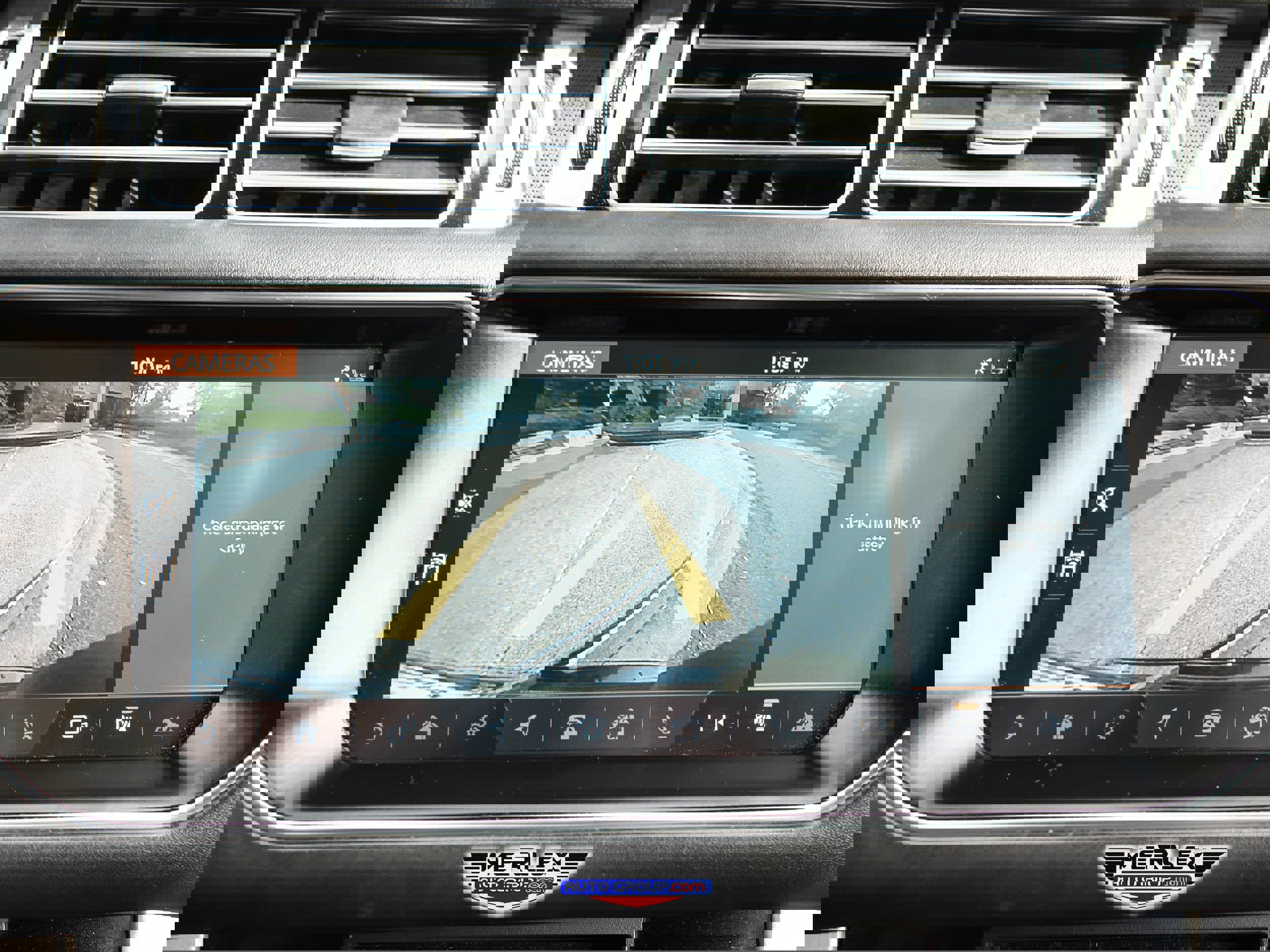 Used 2017 Land Rover Range Rover Supercharged image 33