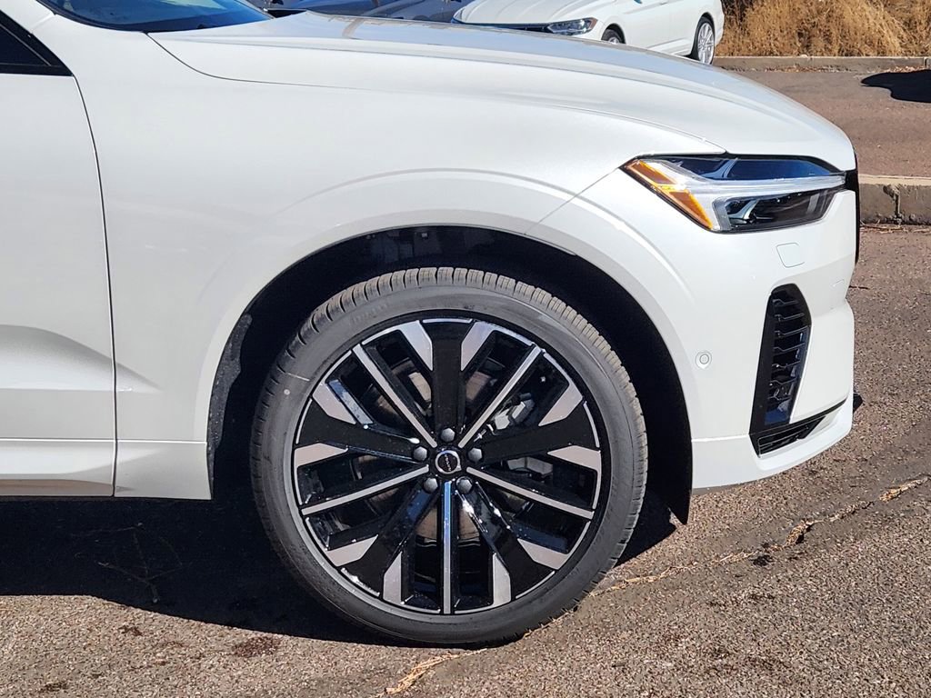 New 2026 Volvo XC60 T8 Ultra w/ Protection Package Premier image 29