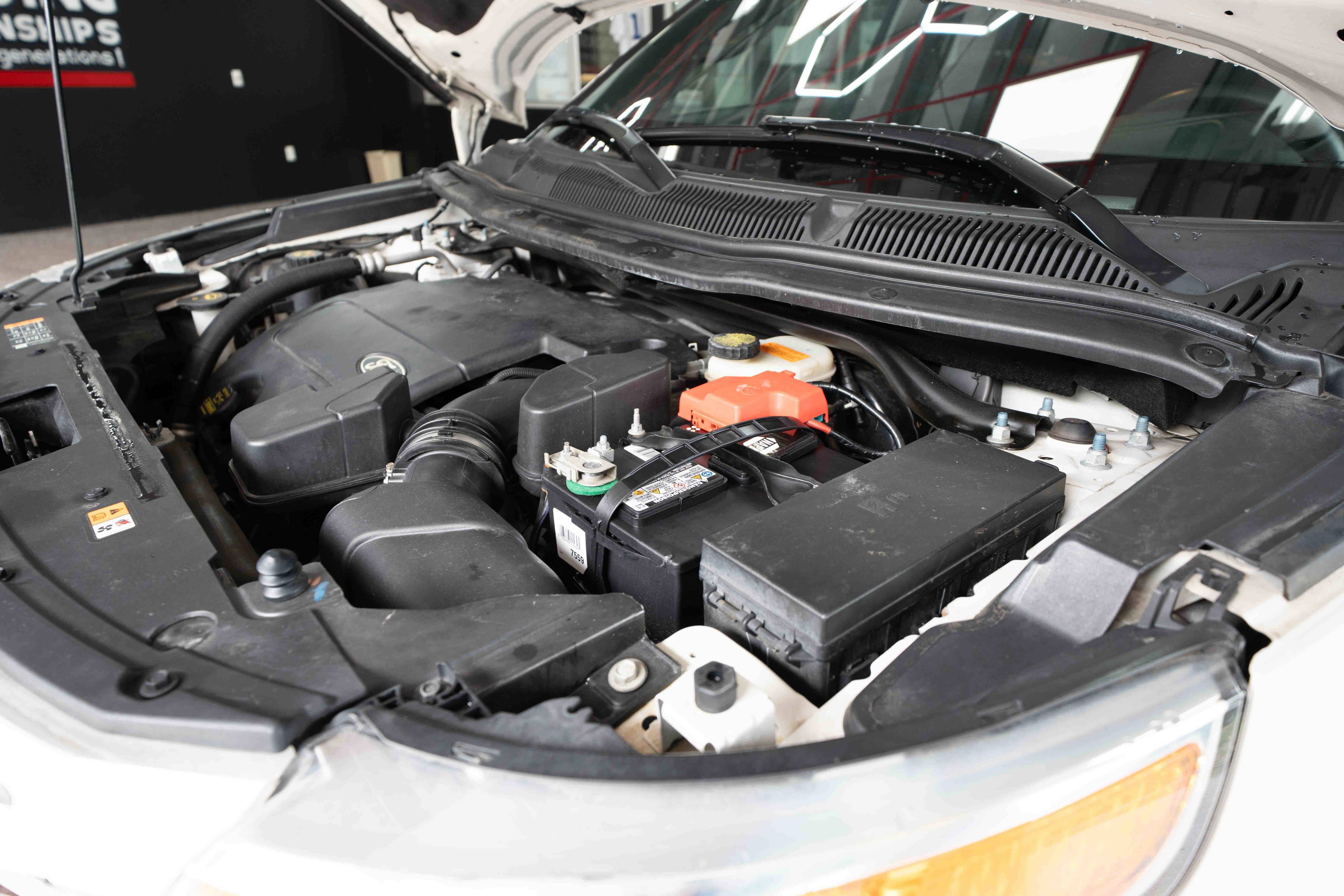 Used 2013 Ford Explorer XLT image 34