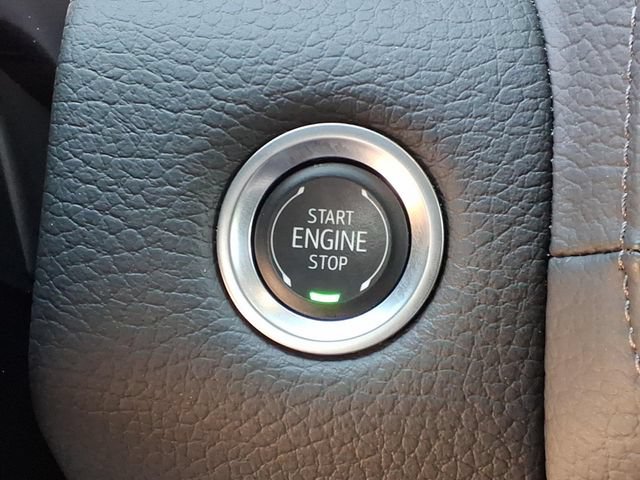 Used 2024 GMC Yukon Denali AWD/4WD image 25