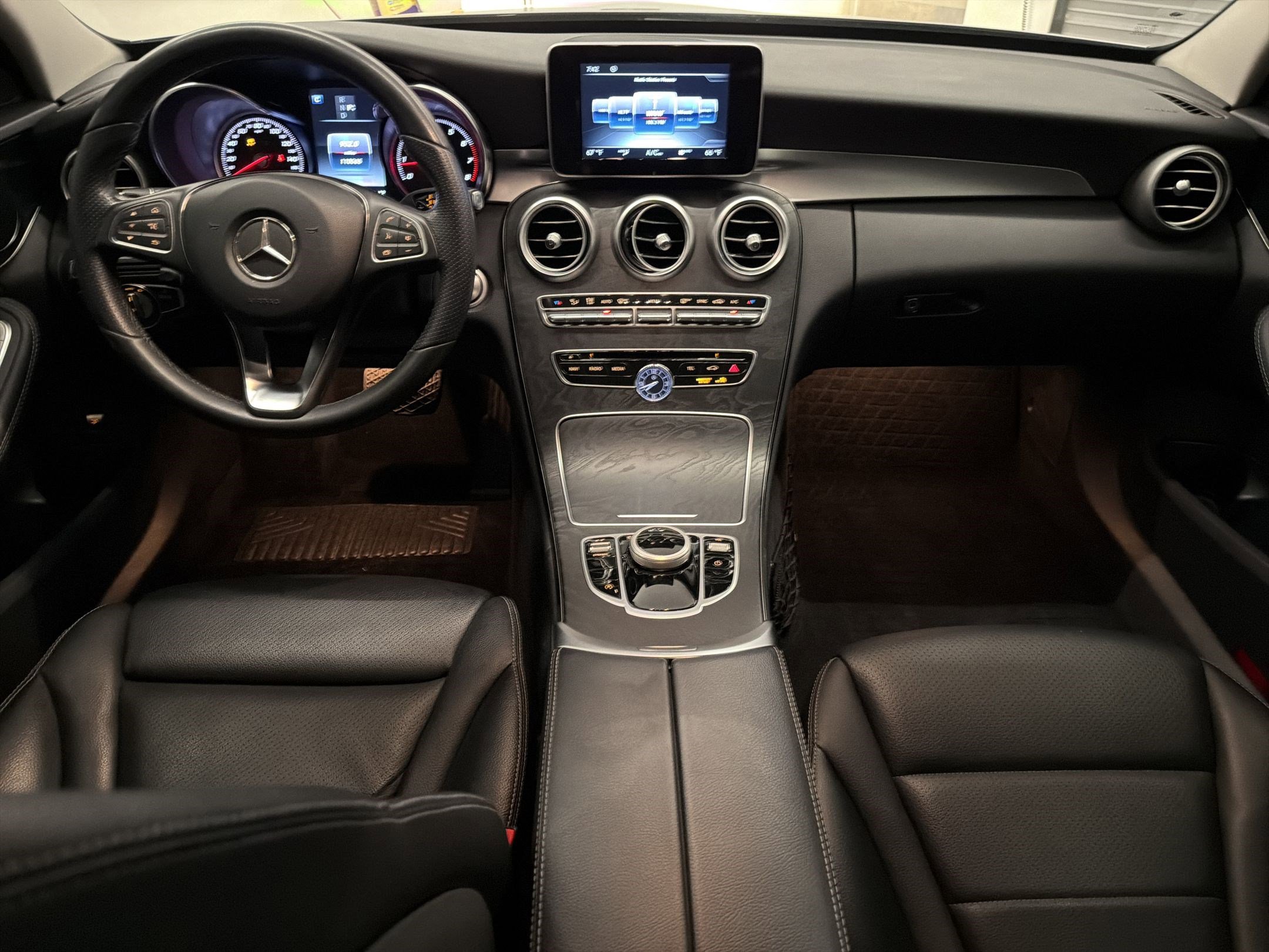 Used 2017 Mercedes-Benz C 300 Sedan image 13