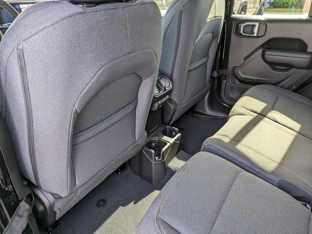 New 2024 Jeep Wrangler Willys AWD/4WD image 26