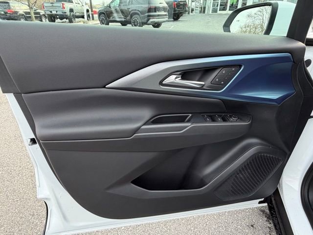 New 2026 Chevrolet Equinox EV LT image 27