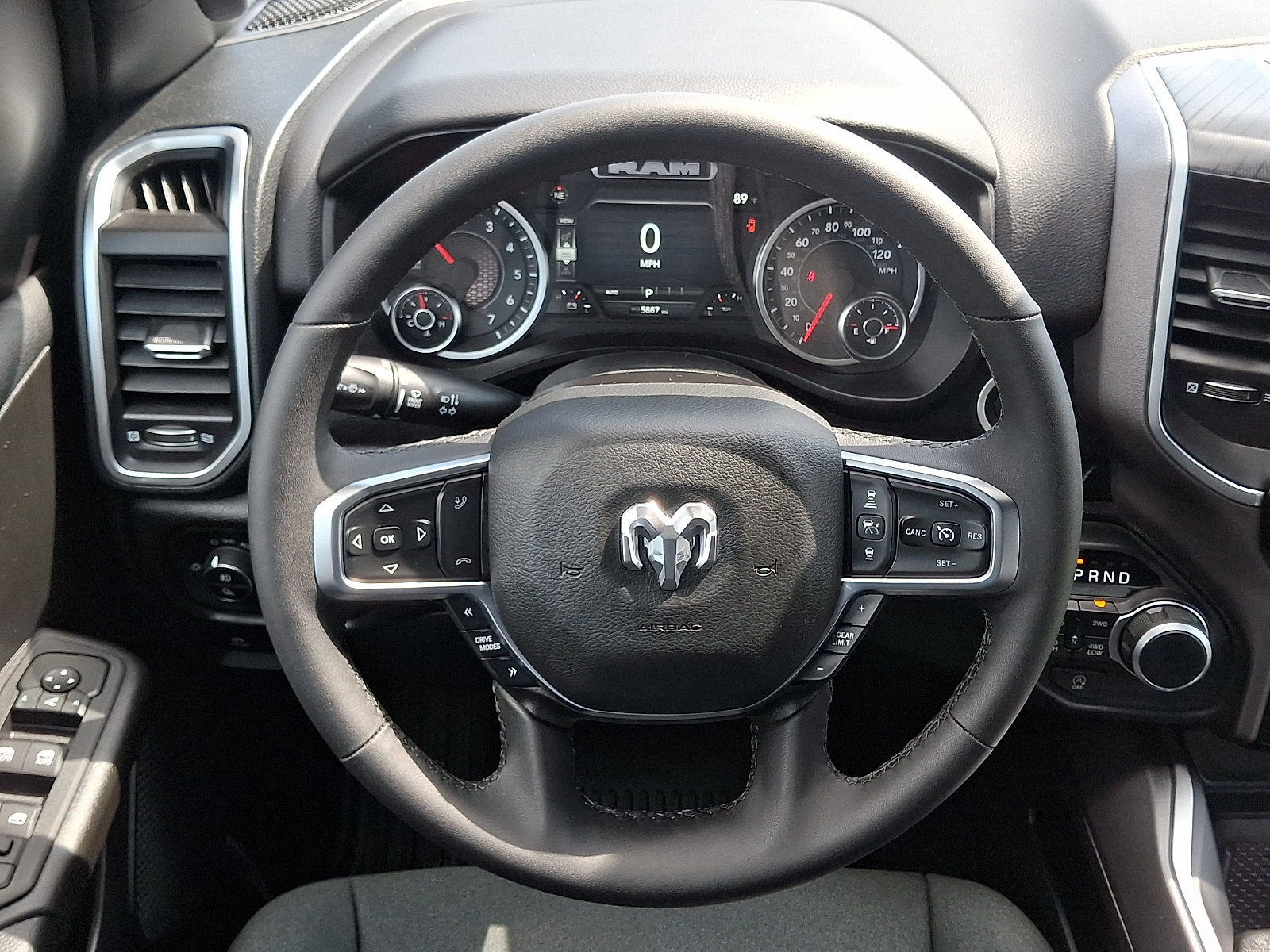 Used 2025 RAM 1500 Big Horn AWD/4WD image 12