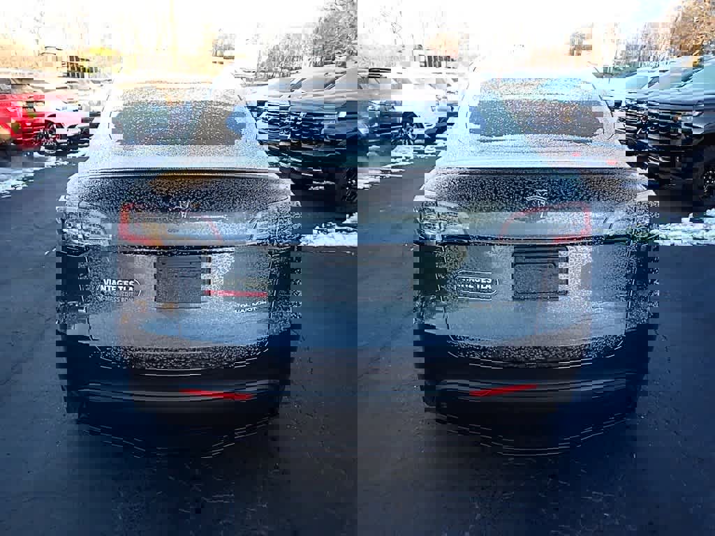 Used 2024 Tesla Model Y Long Range image 4