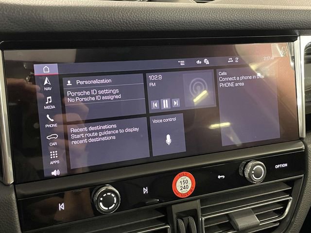 New 2026 Porsche Macan image 28