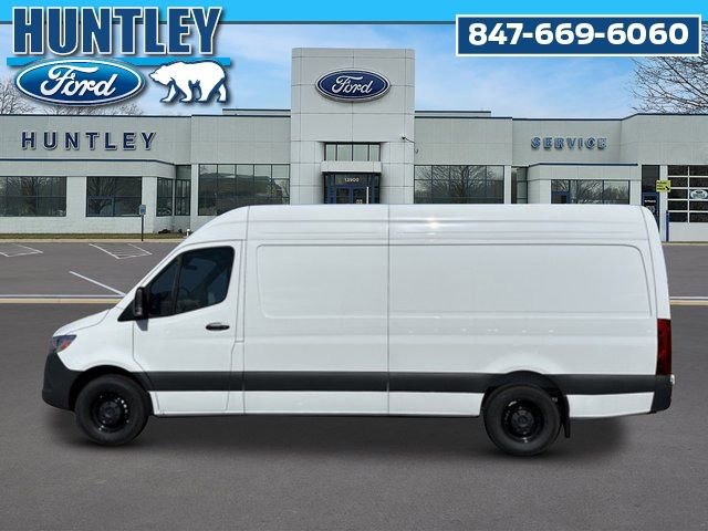 Used 2025 Mercedes-Benz Sprinter 2500 image 7