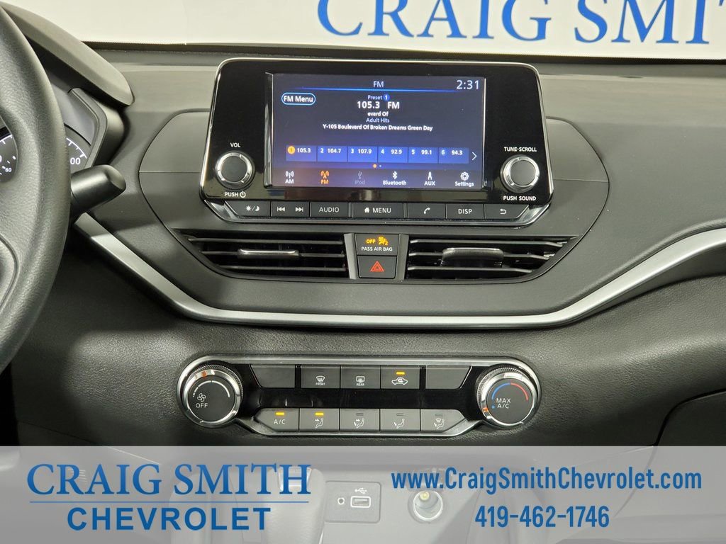 Used 2024 Nissan Altima 2.5 S FWD image 19