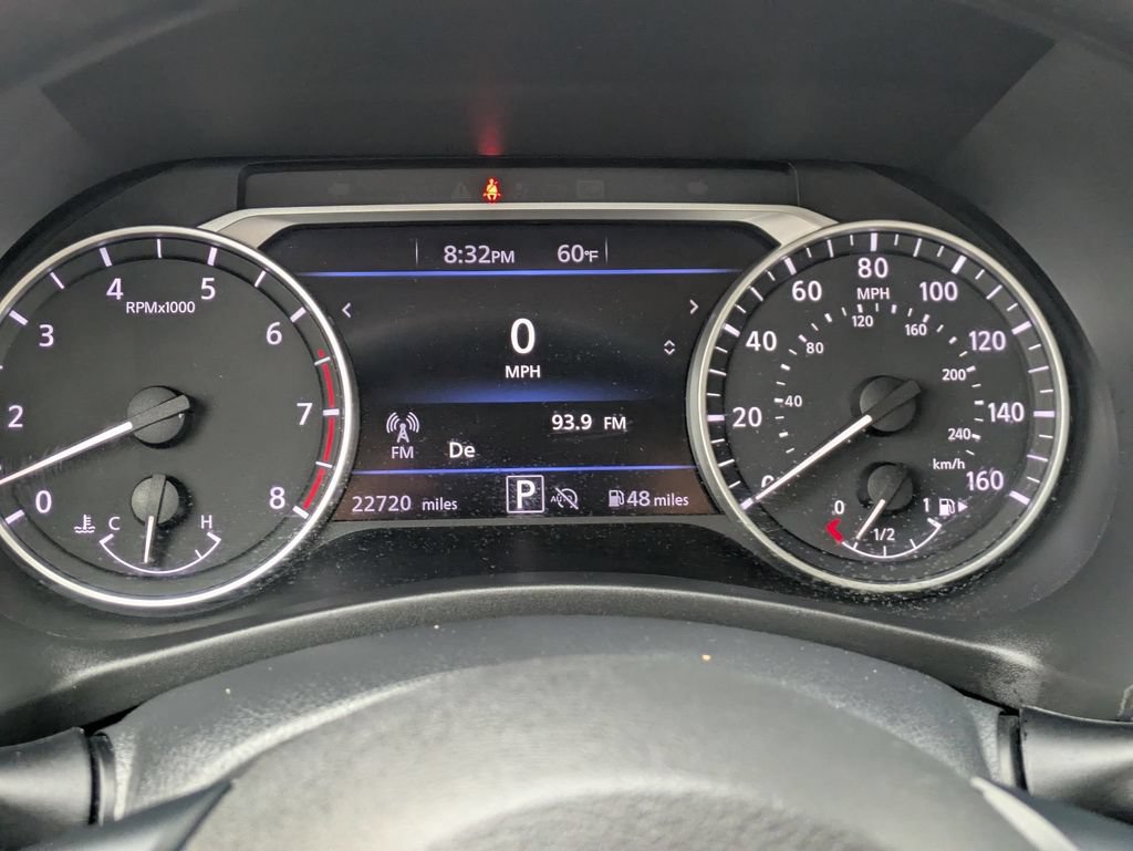 Used 2025 Nissan Sentra SV FWD image 22