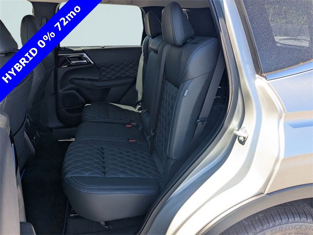 New 2025 Mitsubishi Outlander SEL image 13