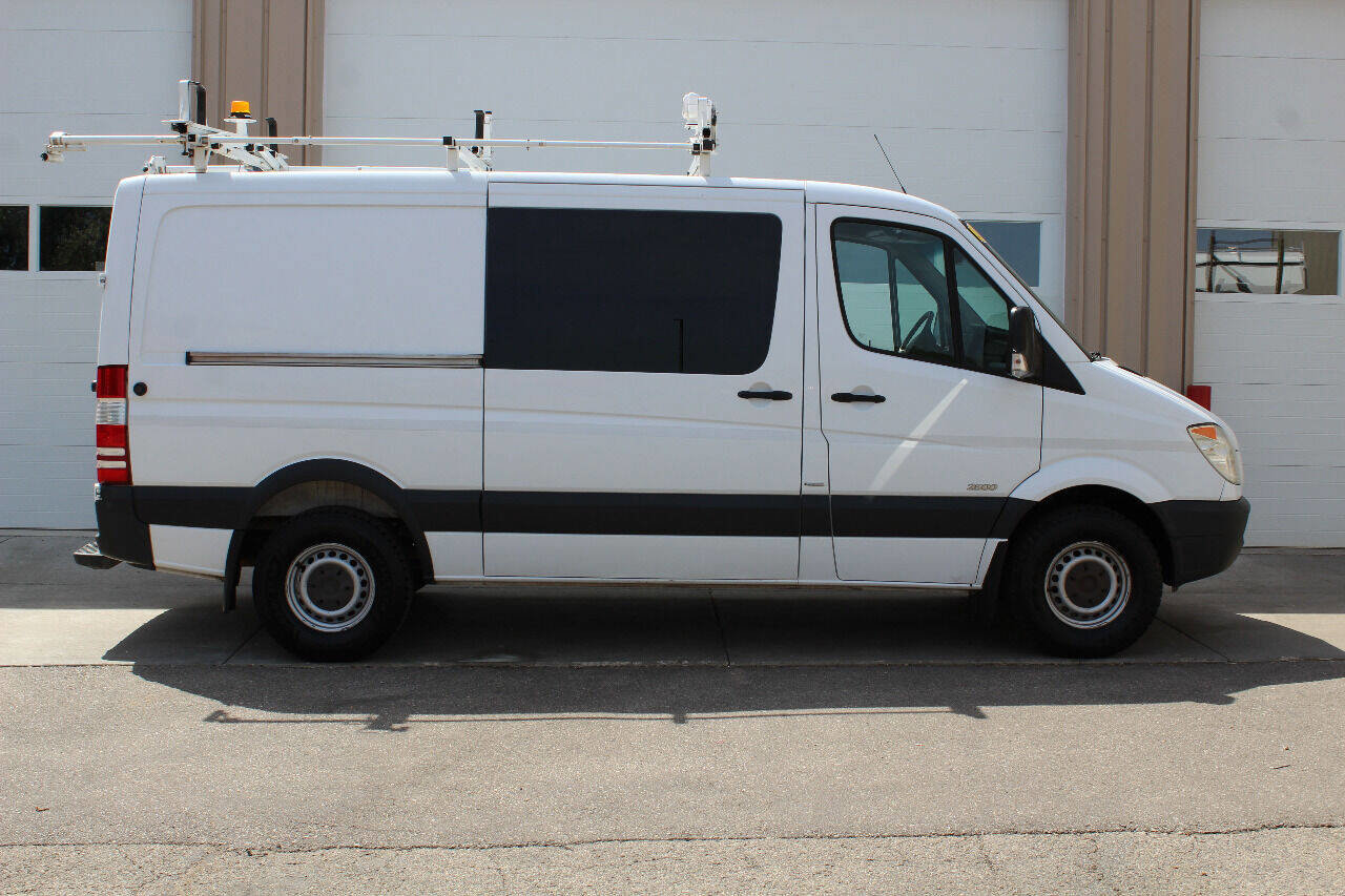 Used 2012 Mercedes-Benz Sprinter 2500 image 5