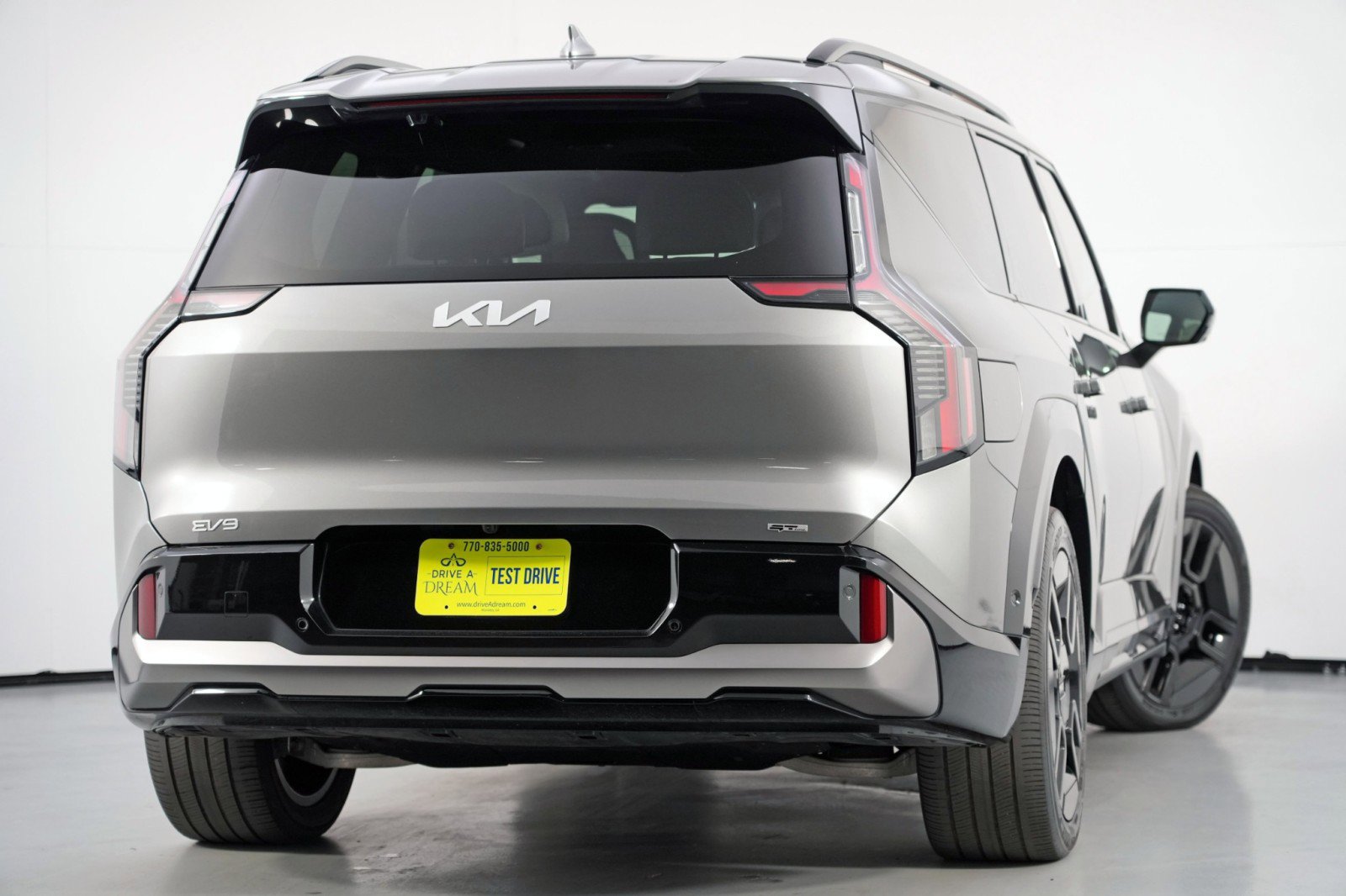 Used 2024 Kia EV9 GT-Line image 5