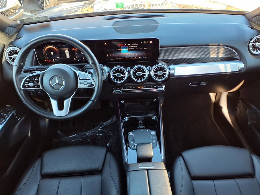 Used 2021 Mercedes-Benz GLB 250 4MATIC image 14