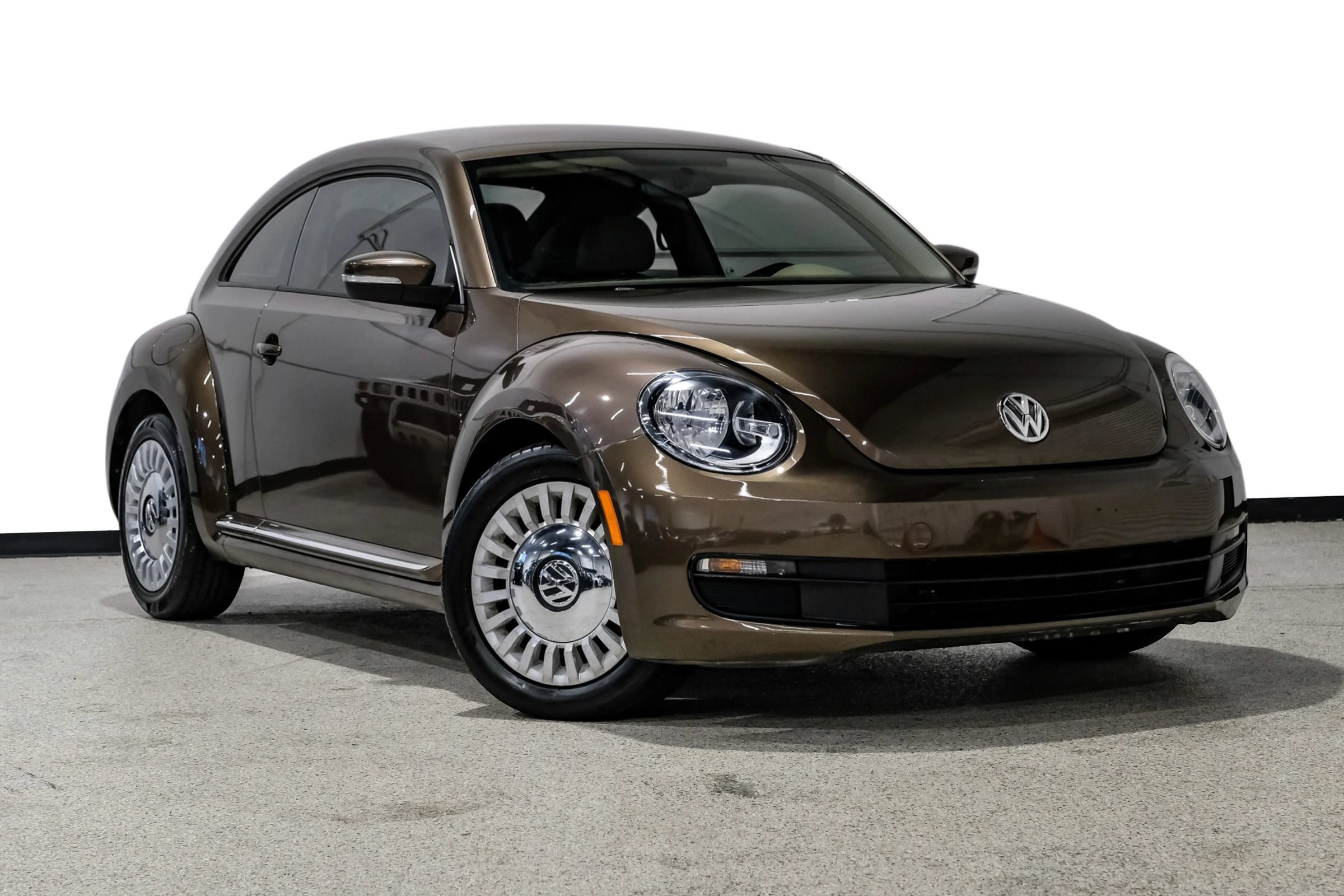 Used 2014 Volkswagen Beetle 1.8T FWD image 4